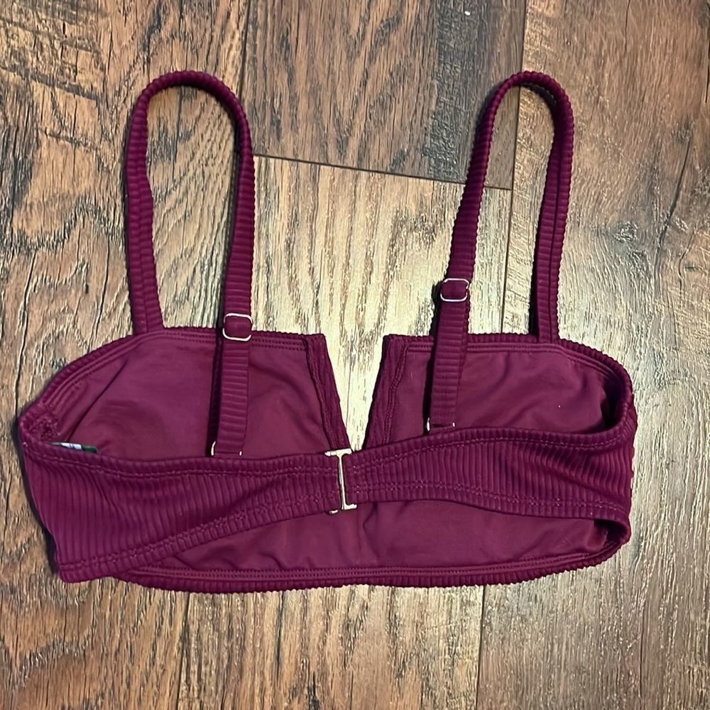 DIP Maroon Bikini Top size Small - Picture 4 of 10